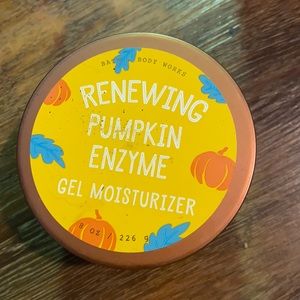 BBW Renewing Pumpkin Enzyme Gel Moisturizer